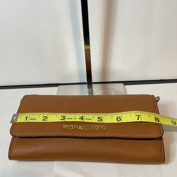 Michael Kors crossbody wallet and organizer - Picture 9 of 10
